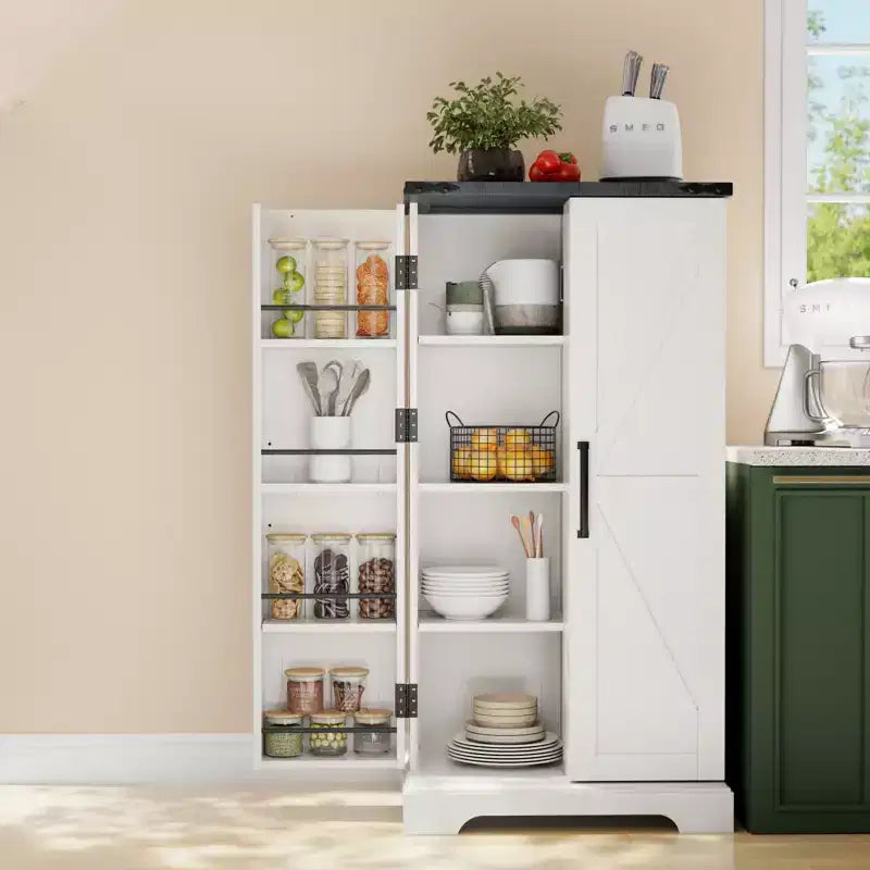 Garde-manger de cuisine de ferme avec portes de grange et étagères réglables, armoire de rangement, placard en bois rustique pour la cuisine