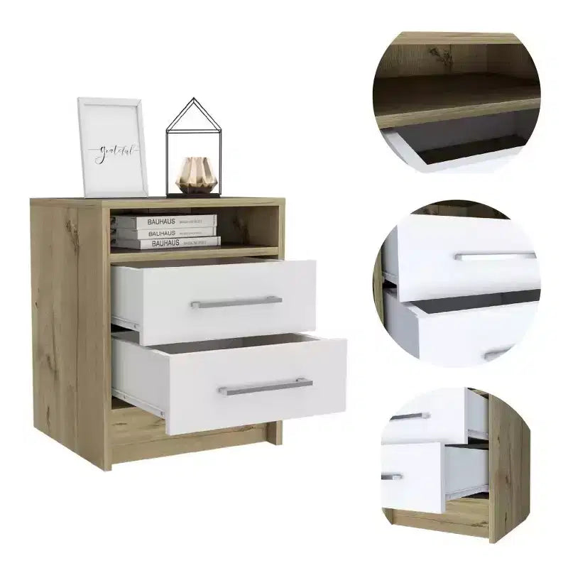 Avec son design épuré et moderne, cette table de chevet, table d'appoint, table d'appoint à plateau supérieur, deux tiroirs – Blanc / Chêne clair offre un rangement pratique.