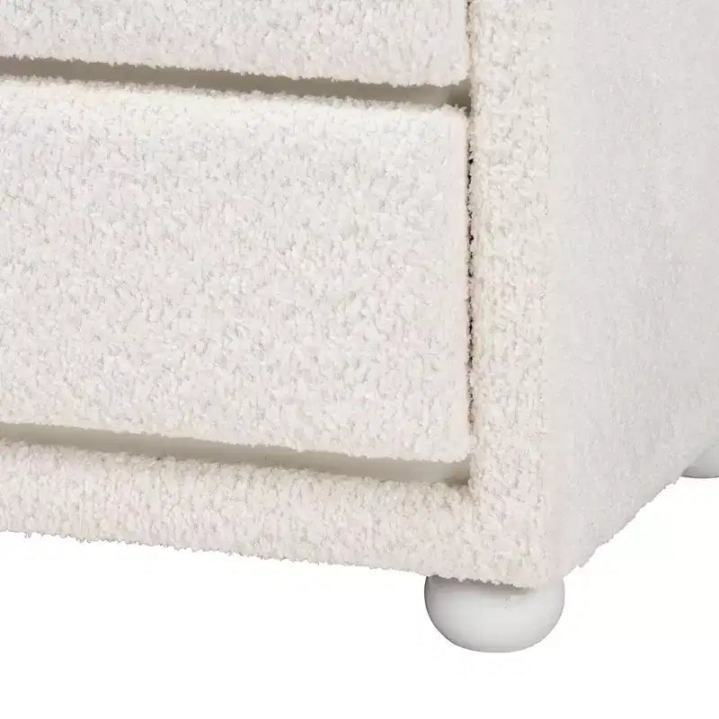 Table de chevet 2 tiroirs en tissu Teddy Bear et Hévéa Blanc : Moderne, Glissières en métal, Finition lisse